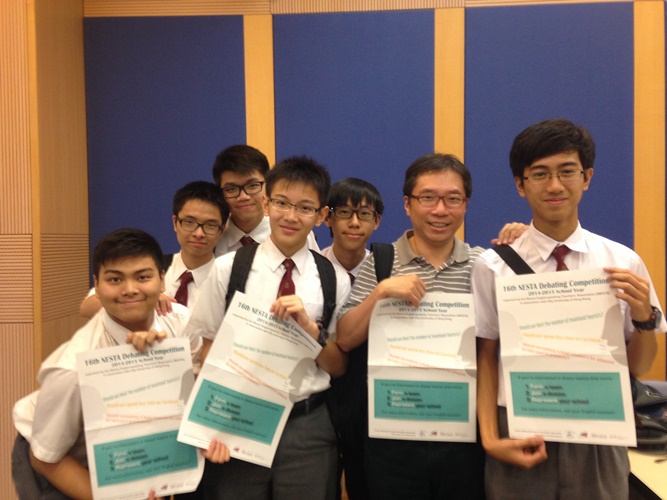 6D winning the S6 Debate with Tuen Mun Government Secondary School